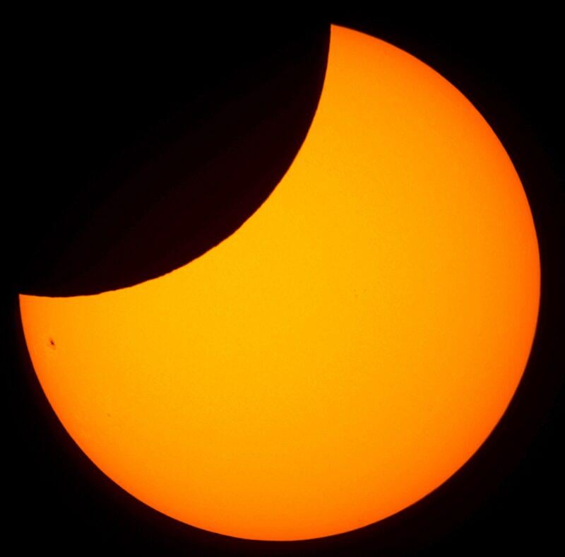 Warum gibt es keine Sonnenfinsternis und Neumond?
