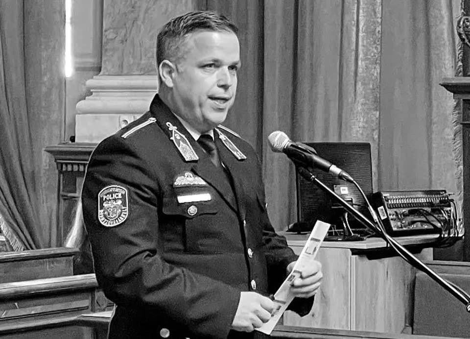 Ungarischer Polizeichef begeht Selbstmord, nachdem die Medien sein Privatleben angegriffen hatten
