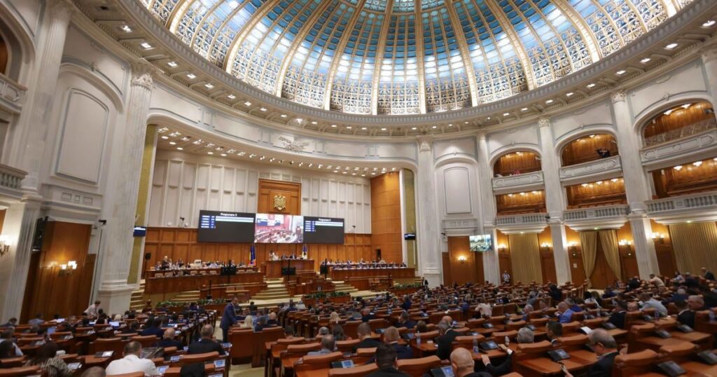 Alle vier Zensuranträge gegen die bolojanische Regierung scheiterten. Opposition, weniger Stimmen als Unterschriften