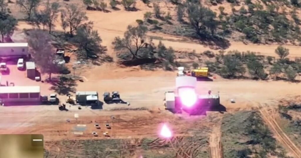 Apollo -Laser nimmt 200 Drohnen nicht den Stecker aus