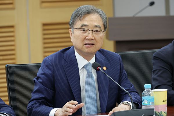 Außenminister: Südkorea wird bald Gespräche mit den USA über die Überarbeitung des Atomenergiepakts aufnehmen