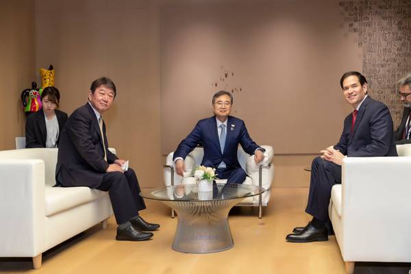 Spitzendiplomaten aus Südkorea, den USA und Japan bekräftigen enge Zusammenarbeit in Nordkorea