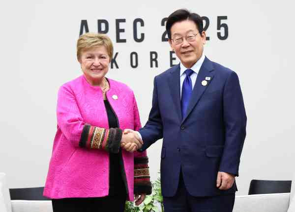 Lee sagt, dass sich die koreanische Wirtschaft rasch erholt, IWF-Chef erwartet „Erholung im nächsten Jahr“