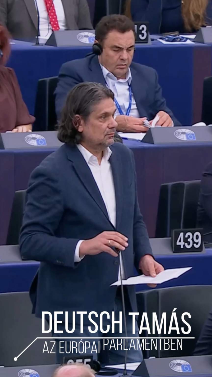 „Doájen“ Tamás Deutsch im Europäischen Parlament „Doájen“ Tamás Deutsch im Europäischen Parlament