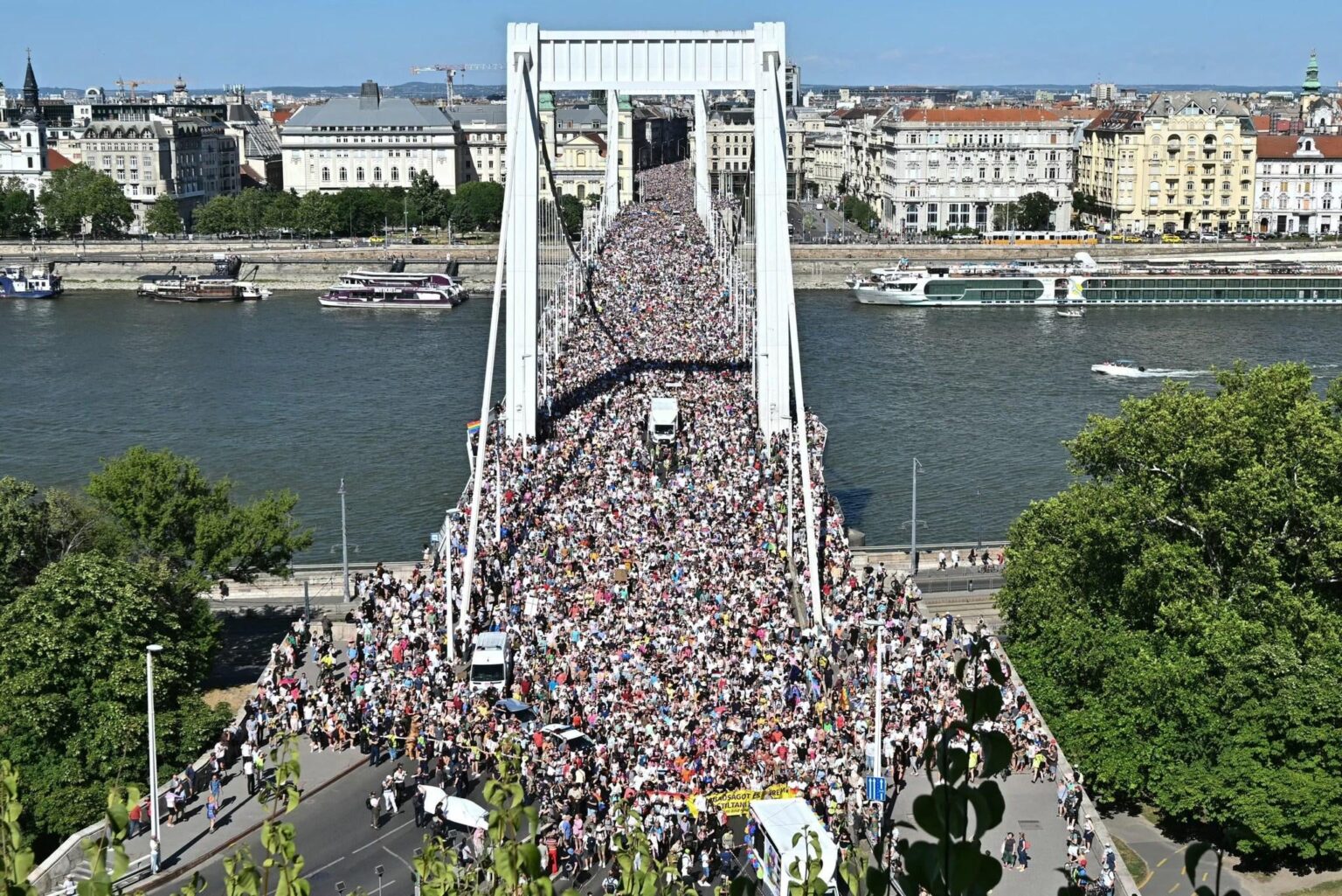Tóta Wá: „Es wird keinen Hasenherz-Friedensprozess geben, um die Elisabethbrücke zu umgehen?“