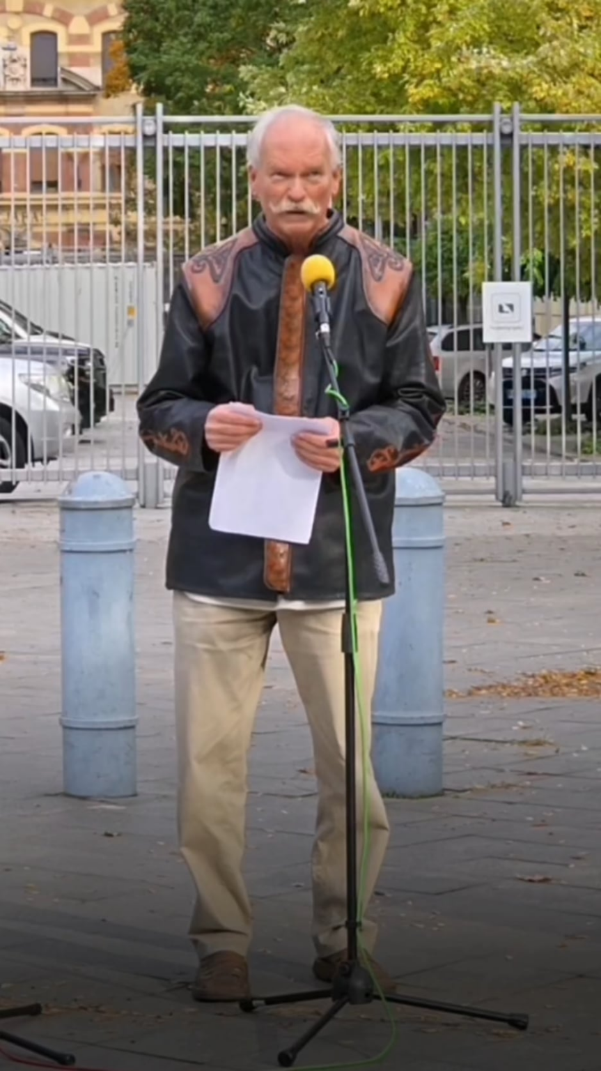Bei vielen Menschen war es eine schmerzhafte Impfgegnerschaft. Sind hier alle dumm? Bei vielen Menschen war es eine schmerzhafte Impfgegnerschaft. Sind hier alle dumm?