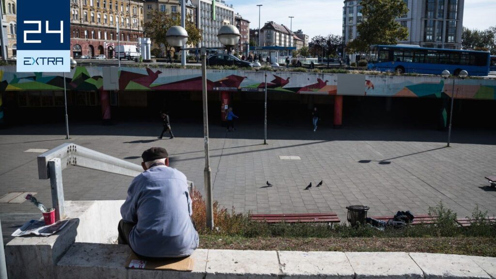 Der misshandelte Junge, der aus dem Waisenhaus Nagykőrös geflohen ist, kann unter den Obdachlosen am Boráros tér | leben 24.hu (PW) Der misshandelte Junge, der aus dem Waisenhaus Nagykőrös geflohen ist, kann unter den Obdachlosen am Boráros tér | leben 24.hu (PW)