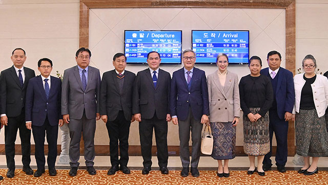 Spitzendiplomaten aus Nordkorea und Laos diskutieren bilaterale Beziehungen