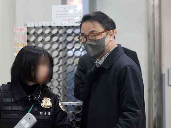 Gericht überprüft Untersuchungshaft des Bruders der ehemaligen First Lady wegen Yangpyeong-Entwicklungsskandal