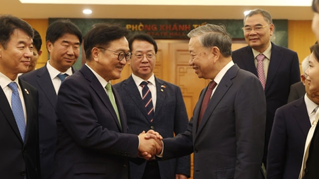 Sprecher der Nationalversammlung und vietnamesischer Führer diskutieren über wirtschaftliche Zusammenarbeit und innerkoreanischen Frieden