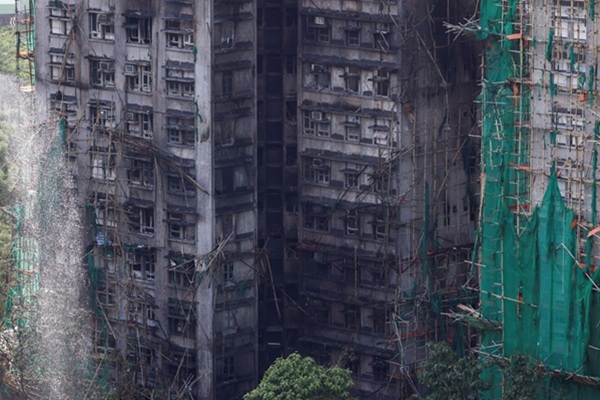 Zahl der Todesopfer bei Wohnungsbränden in Hongkong steigt auf 128
