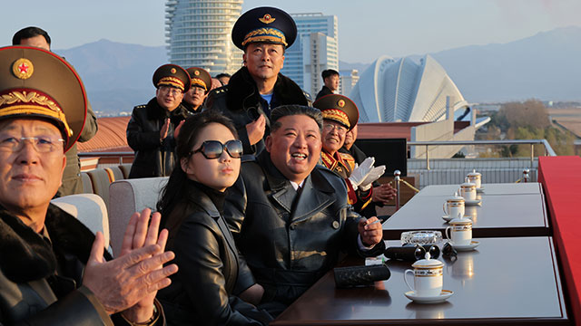 Der nordkoreanische Führer betont die nukleare Abschreckung zum 80. Jahrestag der Gründung der Luftwaffe