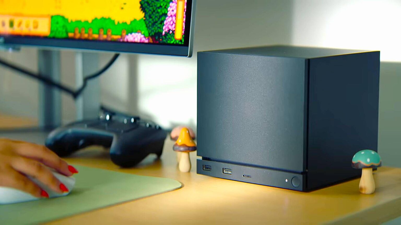 Während Valve bestätigt, dass Steam Machine preislich eher einem PC als einer Konsole ähneln wird, sagt der Verlagsleiter von Baldur’s Gate 3, dass seine Entscheidung, nicht mit Verlust zu verkaufen, „nicht dumm“, sondern „eigenartig“ sei. Während Valve bestätigt, dass Steam Machine preislich eher einem PC als einer Konsole ähneln wird, sagt der Verlagsleiter von Baldur's Gate 3, dass seine Entscheidung, nicht mit Verlust zu verkaufen, „nicht dumm“, sondern „eigenartig“ sei.