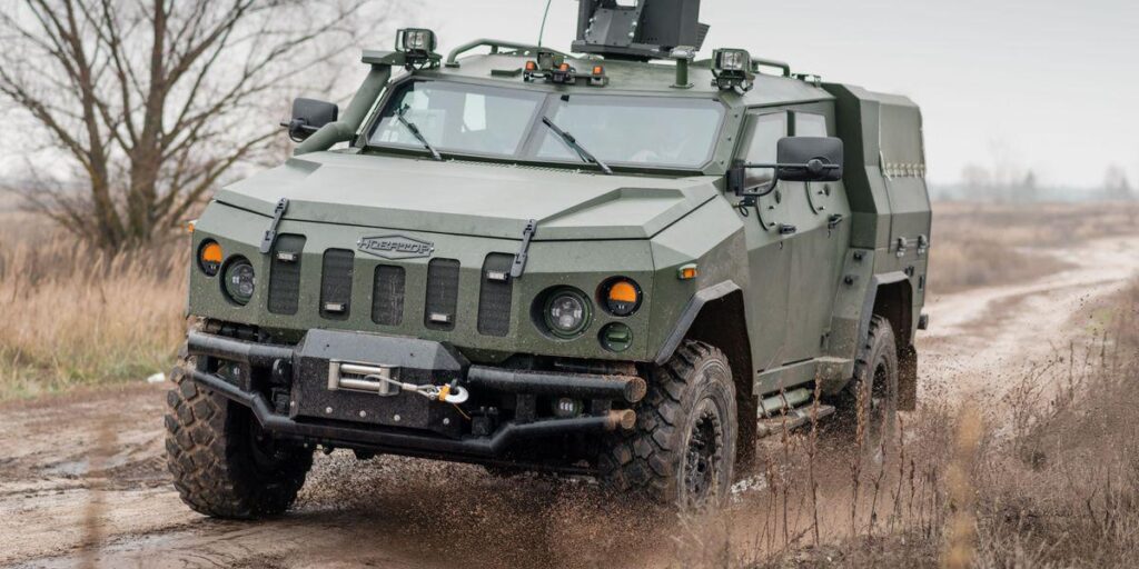 Krieg ohne Soldaten: Ukraine schickt ferngesteuerten Truck an die Front