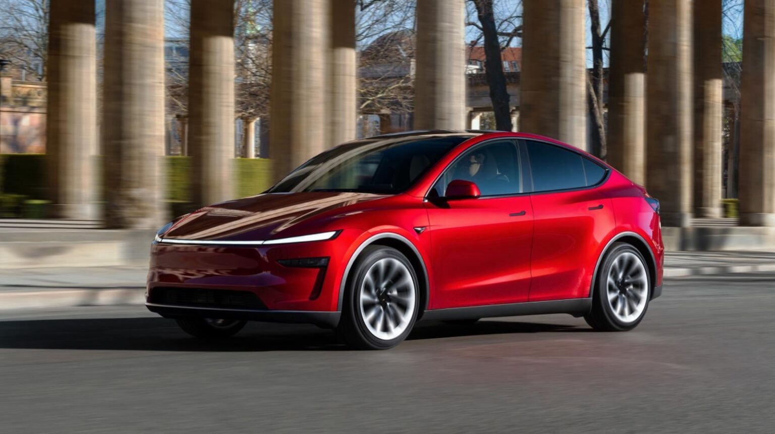 Tesla vermietet jetzt Autos in seinen Ausstellungsräumen, da die Verkäufe weiter einbrechen