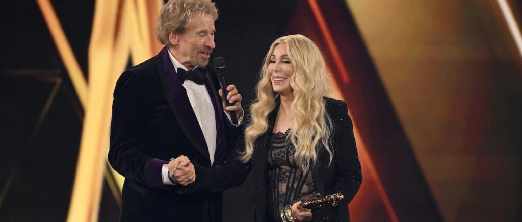"Cher, nichts ist so schwer wie Cher" Verwirrter Gottschalk düpiert glanzvollen Bambi-Abend - und Cher