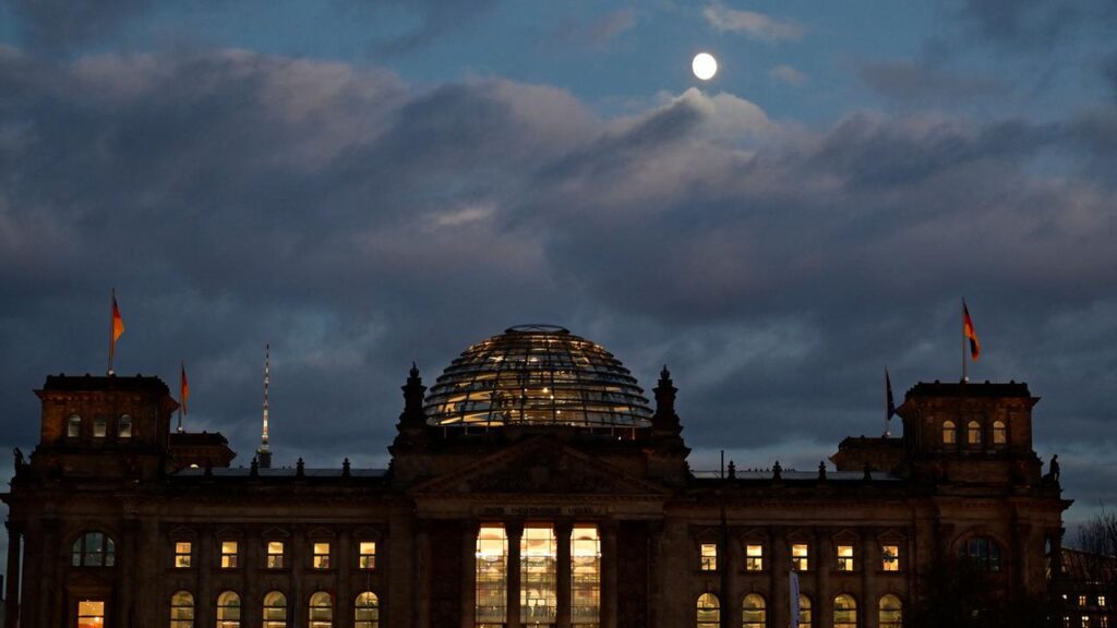 Bundeshaushalt für 2026 steht - mit noch mehr Schulden