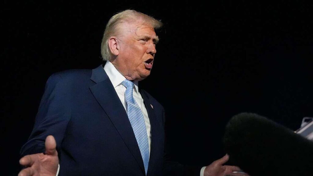 „Ruhe, Schweinchen!“ – Trump beschimpft Reporterin nach Frage zu Epstein-Files