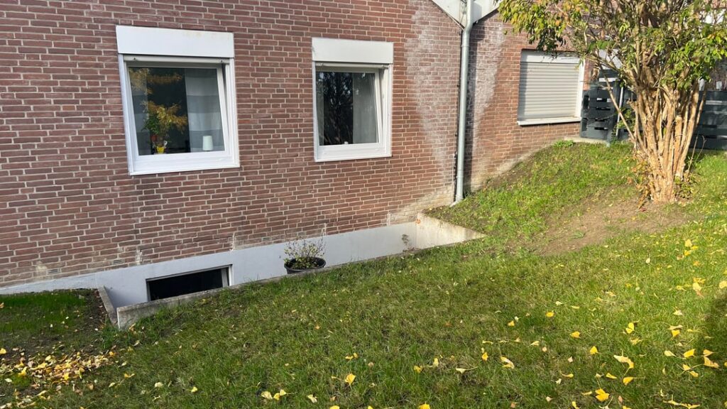 Erbitte Hilfe für Lösung im Garten Erbitte Hilfe für Lösung im Garten