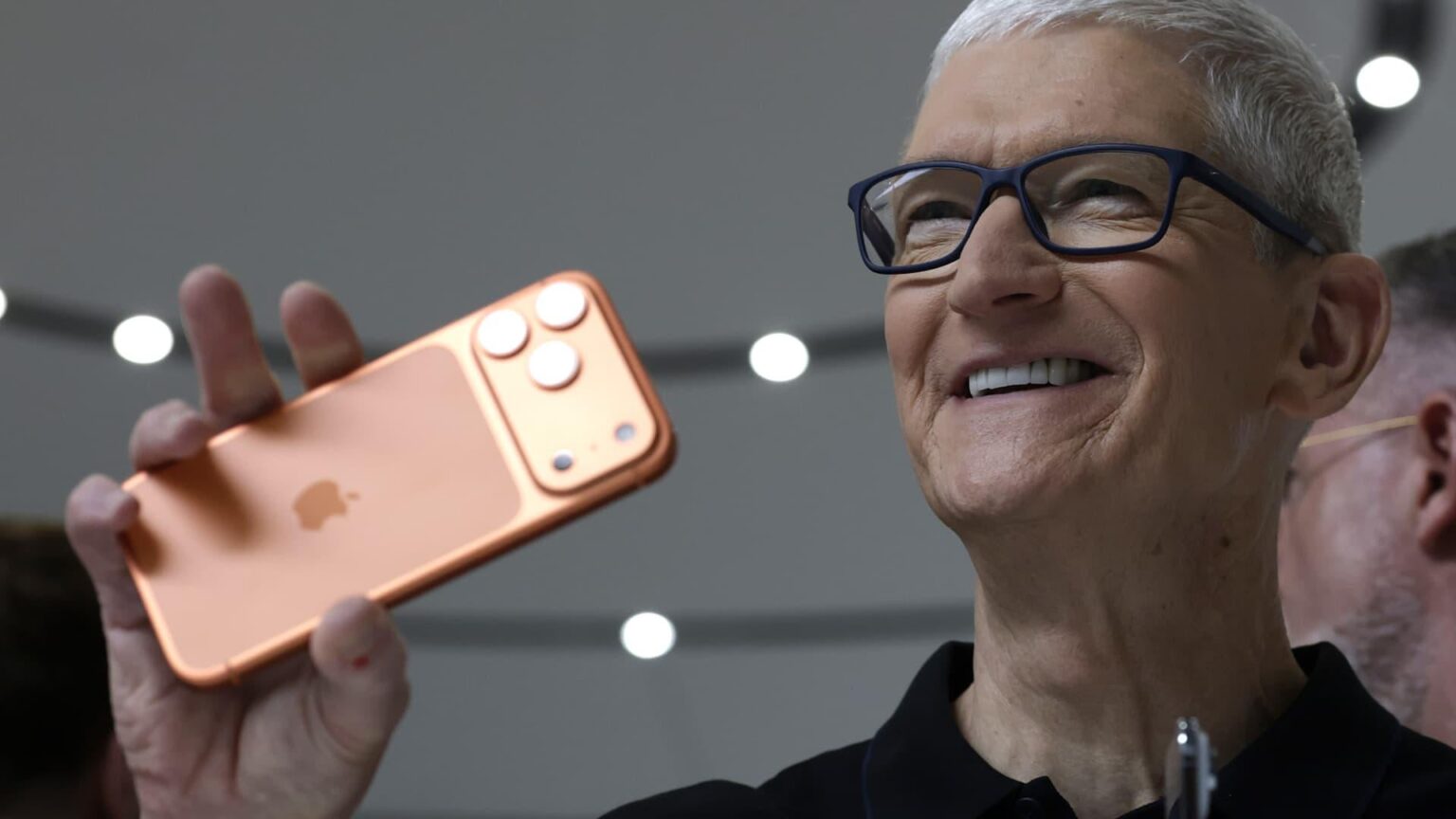 Laut einem Bericht von Counterpoint Research übertrifft Apple zum ersten Mal seit 14 Jahren die iPhone-Auslieferungen von Samsung