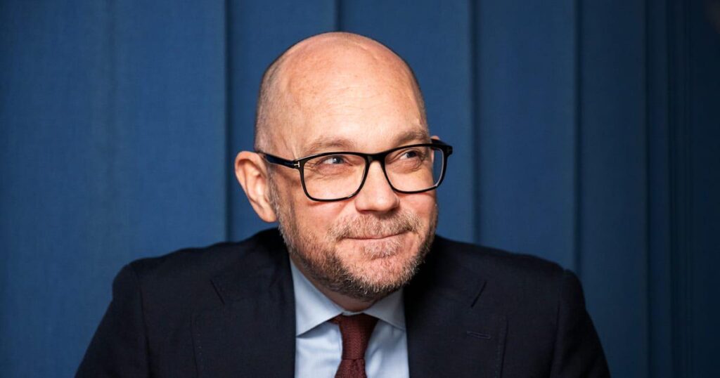 „Jemand geht zu dir nach Hause und klopft an die Tür“