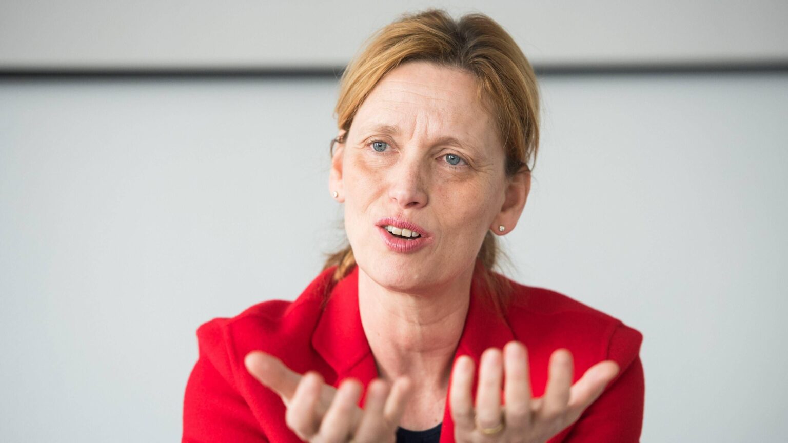 Ministerin Prien will Abstimmung zum Rentenpaket verschieben
