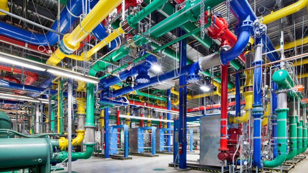 Google teilt seinen Mitarbeitern mit, dass die Kapazität alle sechs Monate verdoppelt werden muss, um die KI-Nachfrage zu decken