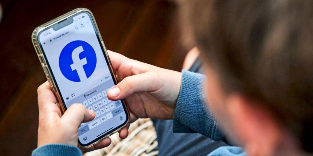 Meta entfernt Australier unter 16 Jahren von Facebook und Instagram | Wegen des Social-Media-Verbots ab 10. Dezember – Rund 500.000 Konten betroffen Meta entfernt Australier unter 16 Jahren von Facebook und Instagram | Wegen des Social-Media-Verbots ab 10. Dezember - Rund 500.000 Konten betroffen