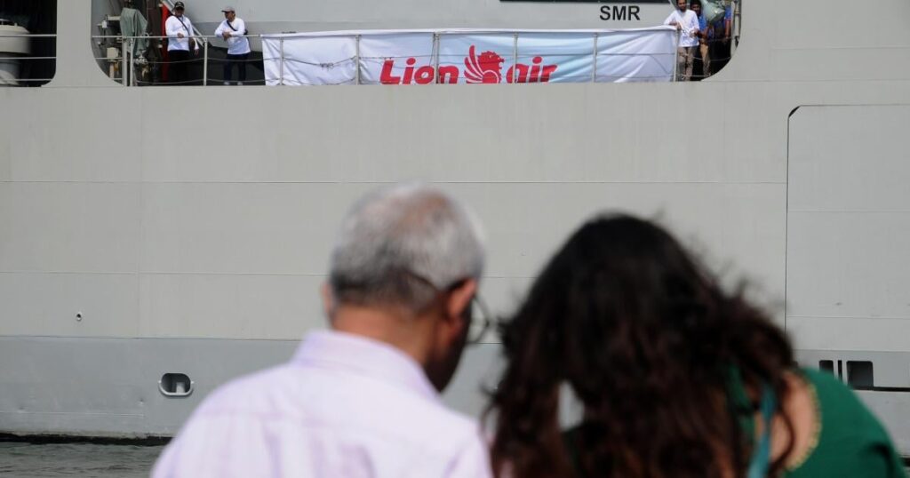 Boeing muss mehr als 28 Millionen US-Dollar an die Familie des 737 MAX-Absturzopfers zahlen | Das Urteil gegen die Familie von Shikha Garg ist das erste von Dutzenden Klagen, die nach zwei Flugzeugabstürzen in Äthiopien und Indonesien eingereicht wurden, bei denen insgesamt 346 Menschen ums Leben kamen. Boeing muss mehr als 28 Millionen US-Dollar an die Familie des 737 MAX-Absturzopfers zahlen | Das Urteil gegen die Familie von Shikha Garg ist das erste von Dutzenden Klagen, die nach zwei Flugzeugabstürzen in Äthiopien und Indonesien eingereicht wurden, bei denen insgesamt 346 Menschen ums Leben kamen.