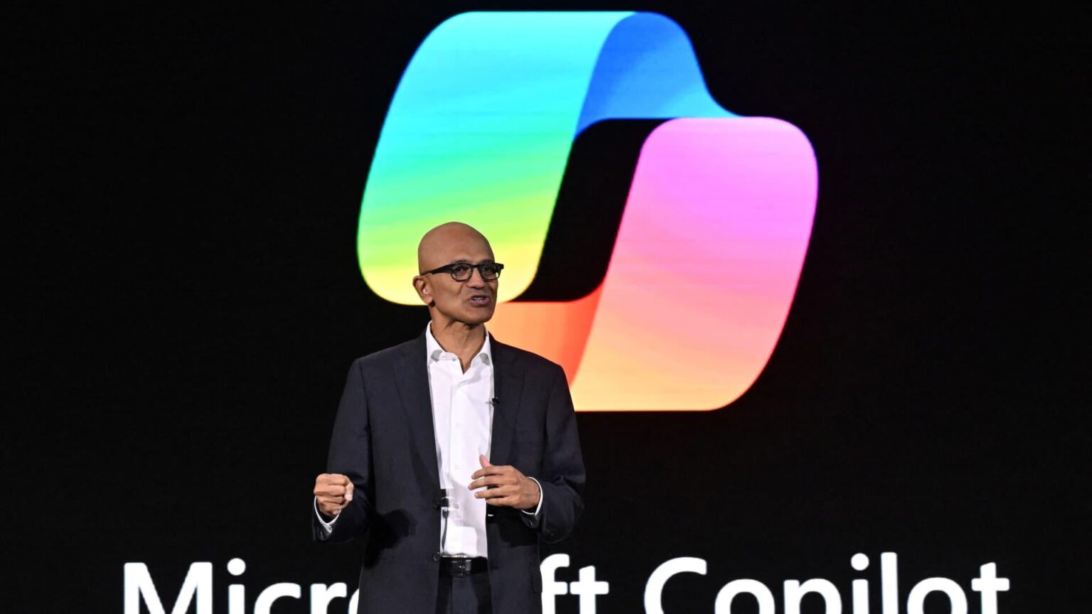 Microsoft steht vor einem steilen Aufstieg, um die Dominanz der Unternehmen in eine weit verbreitete Einführung von KI-Chatbots umzuwandeln