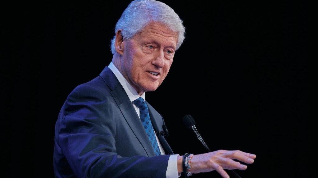 Epstein-Affäre: Justizministerium lässt gegen Clinton ermitteln