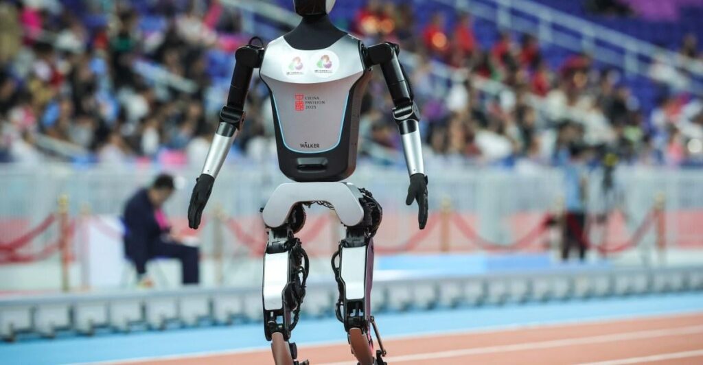 Es bildet sich eine Blase in Form eines humanoiden Roboters, warnt China