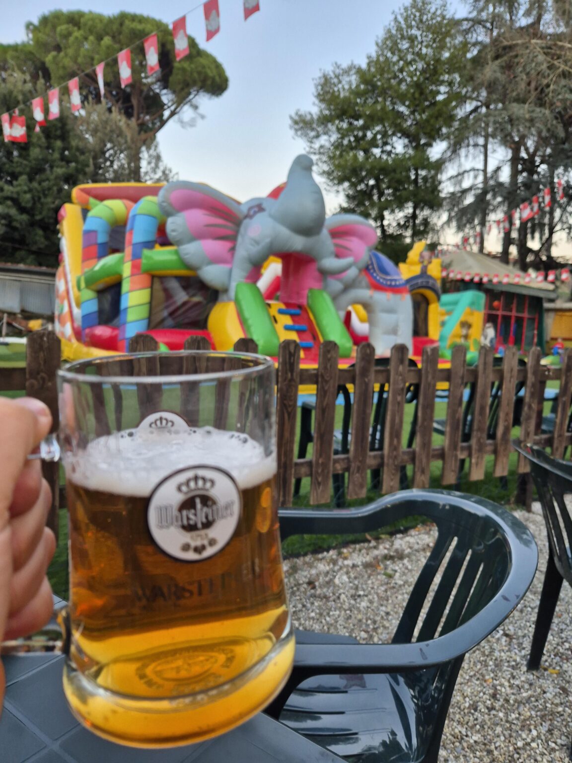 Ahh, das Spielplatzbier, das beste Bier