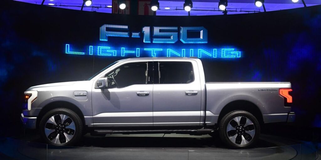 Ford kassiert 19,5 Milliarden US-Dollar Verlust bei Detroits größter Elektroauto-Pleite