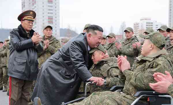 Nordkoreanische Militäringenieure kehren von Minenräumungsarbeiten im russischen Kursk zurück