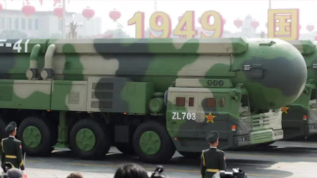 Bericht: China lädt über 100 Interkontinentalraketen in Silos