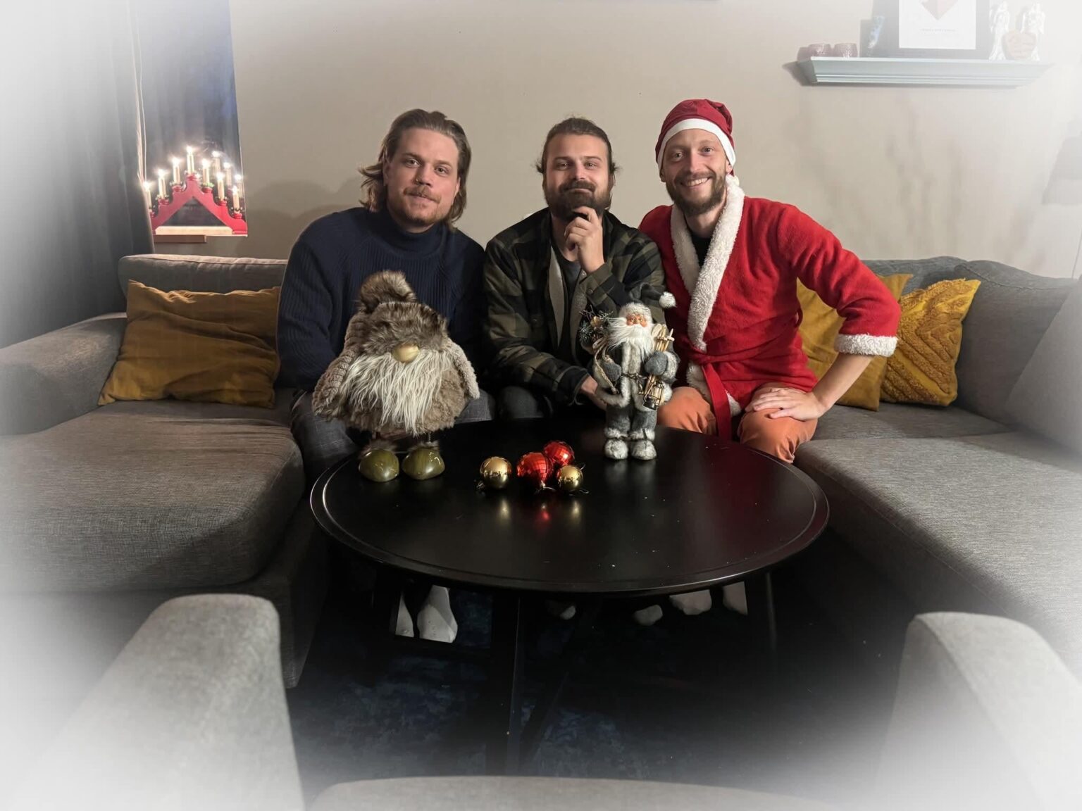 Niemand sollte allein sein – Weihnachten auf Pilegård Niemand sollte allein sein – Weihnachten auf Pilegård