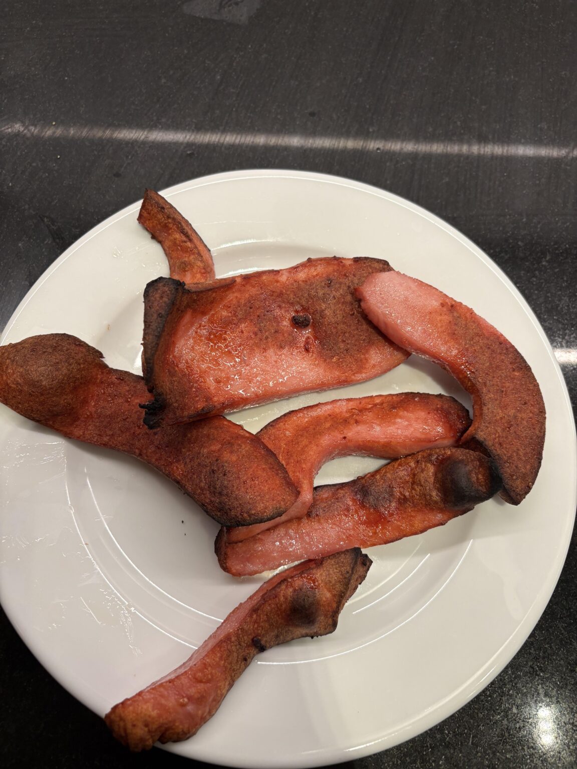 Heute habe ich Falu-Wurst der Länge nach luftgebraten.