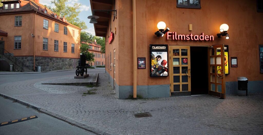 Die Schweden sind die härtesten der Welt gegen das Reden im Kino