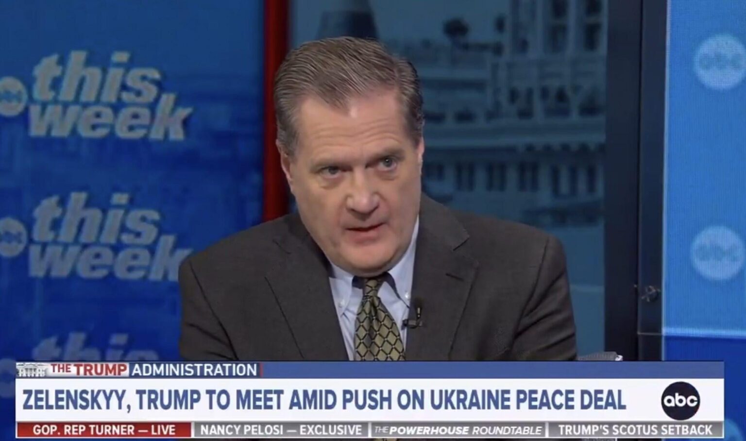 „Auf welcher Seite steht Trump?“ Der republikanische Kongressabgeordnete dreht seine Räder, als er gefragt wird, ob der Präsident Russland oder die Ukraine unterstützt