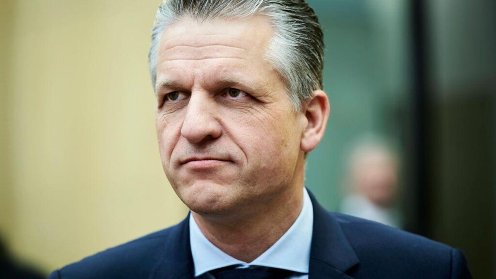 Gesundheit: Kanzleramtschef Frei kündigt unpopuläre Maßnahmen im Gesundheitssystem an Gesundheit: Kanzleramtschef Frei kündigt unpopuläre Maßnahmen im Gesundheitssystem an