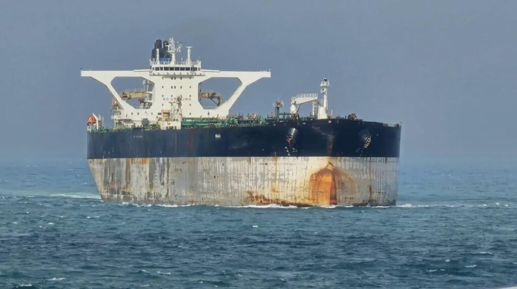 WSJ: USA stoppen Angriff auf Tanker der Schattenflotte, nachdem russische Flagge aufgetaucht ist