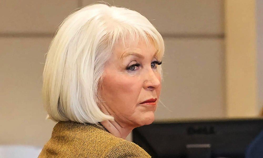 Tina Peters ist immer noch eingesperrt, nachdem Trump eine ungültige Begnadigung ausgesprochen hat