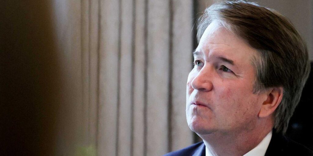 Richter Kavanaugh wurde hervorgehoben, nachdem ein Video, in dem ein US-Bürger vom DHS misshandelt wird, viral ging