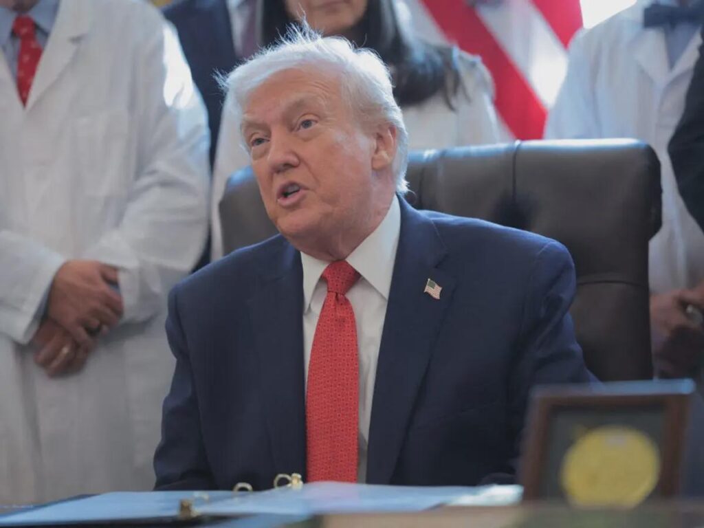 Epstein-Akten: Trump war Zeuge der Ermordung meines neugeborenen Babys, behauptete ein 13-jähriges Mädchen