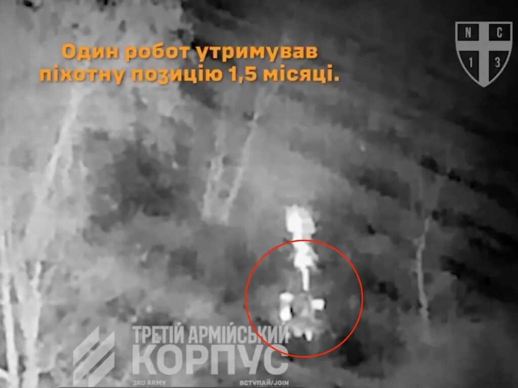 Ukrainische Truppen sagen, ein „Droide“ mit einem Maschinengewehr Kaliber .50 habe 45 Tage hintereinander russische Angriffe abgewehrt