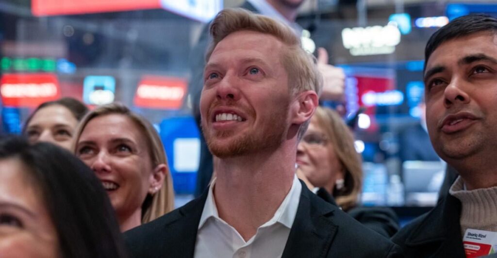 Der CEO von Reddit sagt, dass r/popular „scheiße“ ist und dass es verschwindet. / ﻿Reddit begrenzt auch die Anzahl der beliebten Communities, die eine Person moderieren kann, und fördert personalisiertere Feeds.