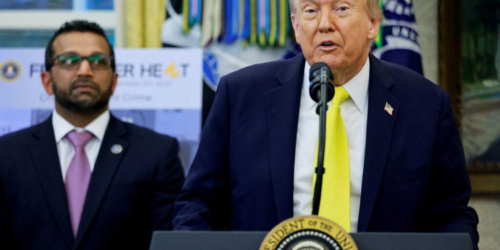 Der ehemalige Bundesanwalt sagt, Trump klinge wie ein Epstein-Zeuge und nicht wie ein Zuschauer