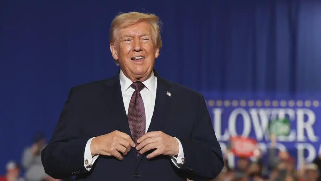Donald Trump beweist, dass er keine Ahnung von Geschichte hat, indem er behauptet, amerikanische Boote seien in Grönland gewesen, bevor die USA überhaupt existierten Donald Trump beweist, dass er keine Ahnung von Geschichte hat, indem er behauptet, amerikanische Boote seien in Grönland gewesen, bevor die USA überhaupt existierten