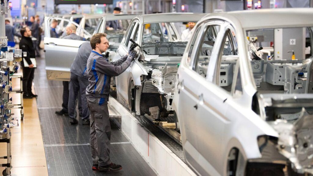 Autoindustrie: Deutsche Hersteller mit niedrigstem Quartalsgewinn seit 2009